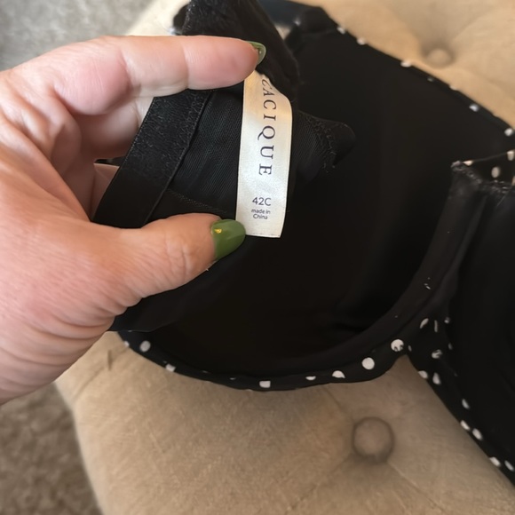 Cacique bra size 42C - Picture 2 of 3